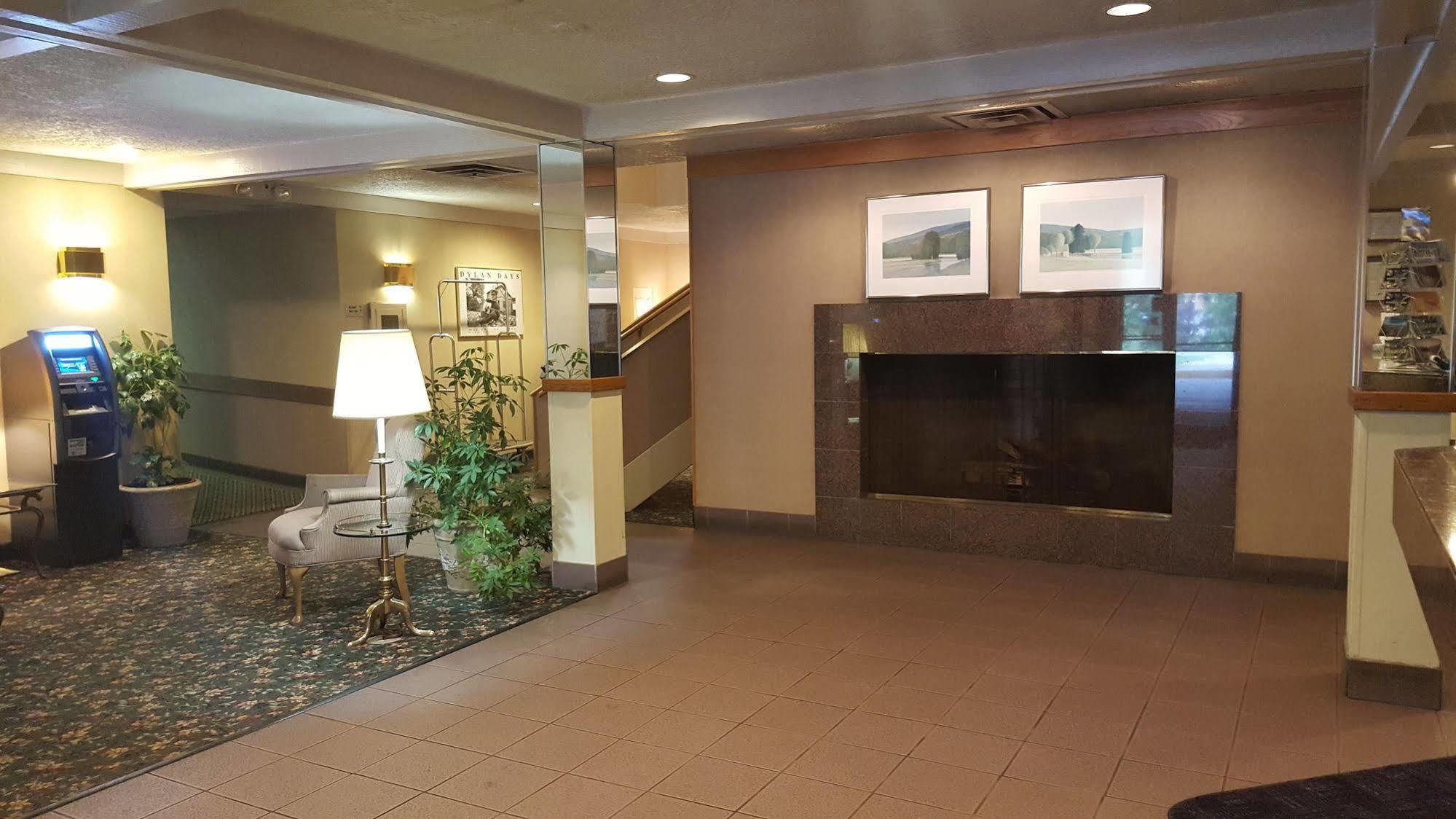 Hibbing Park Hotel Exterior photo